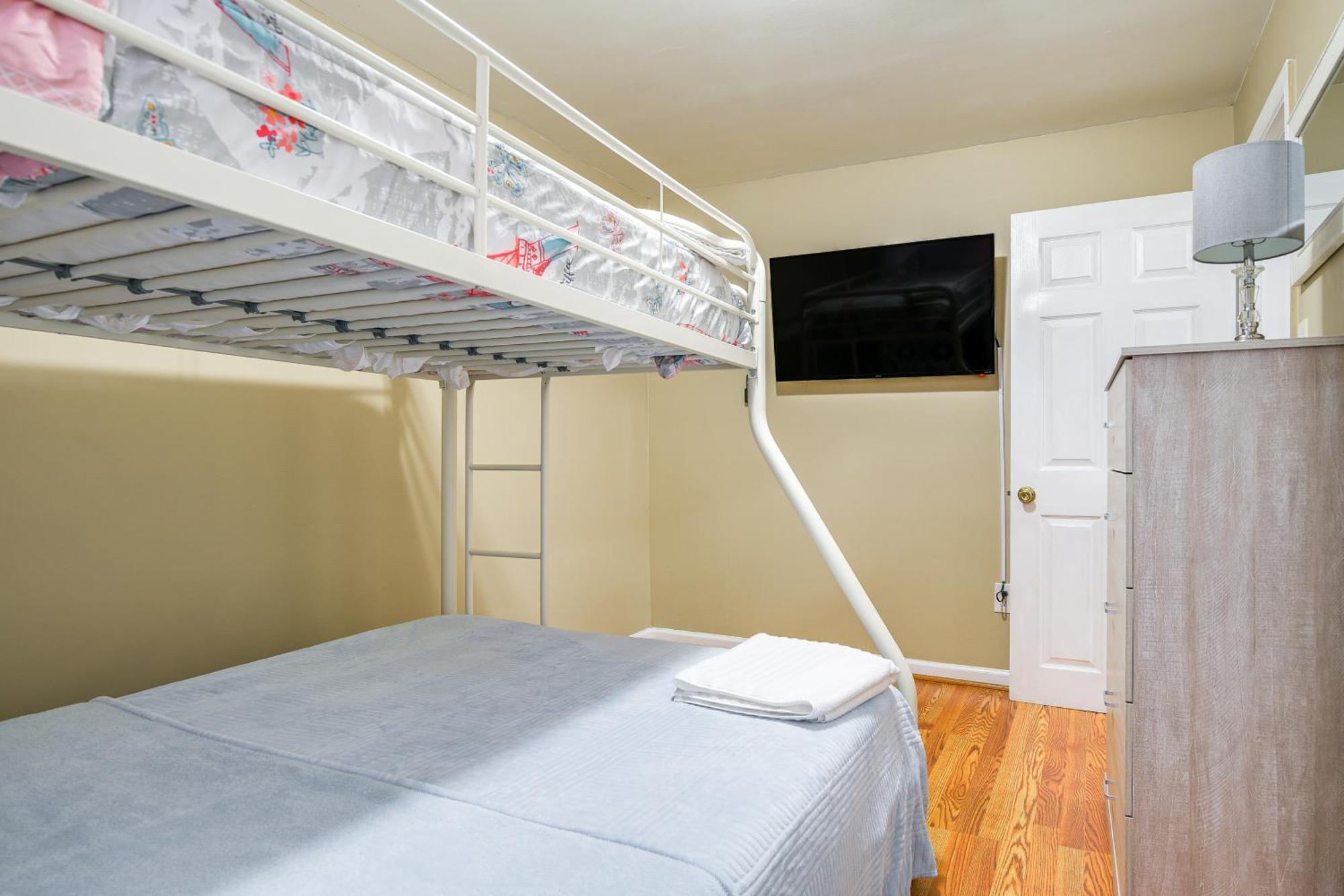 11 Mi To Downtown Baltimore Middle River Townhome Exterior photo